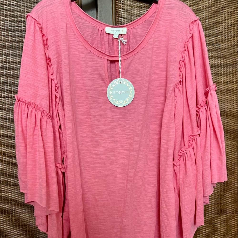 NWT Sweet Summer Moments Top